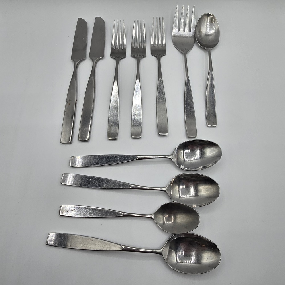 Lot‎ THE CELLAR STAINLESS STEEL Japan Flatware Spoons Forks Knives